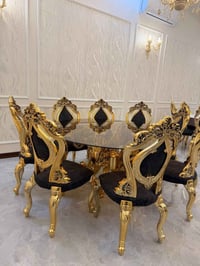 ميز طعام عدد ٤    اكو ابو ٨ نفرات و ٦ نفرات  ضمان على اللون و ضد الكسر...