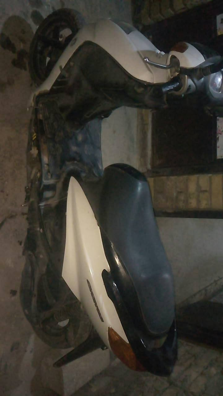 سكنس نثيه ياباني 110 ستان حساس كهربائيات شغاله عده الكيجات مكينه ناعمه خير من الله السعر 550 وبيه مجال مكاني مدينه الصدر حي طارق الشيشان شارع المدارس


**إذا كنت صاحب هذا الإعلان وتريد حذفه لأي سبب، رجاءا أرسل رسالة إلى الدعم الفني**