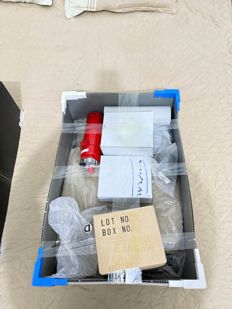 سلام عليكم اخوان عشاق نضافه وتميز للبيع لكزز موديل 2016 شهر 7مكفوله من صبغ والشخط والضربه 

ارخص لكزس 2016 بالعراق 
السعر المطلوب 618 $ 

بريم اصل 

داخل بيجي 

🌺🌺🌺🌺🌺🌺🌺

سياره كير مكينه تخم تاير. كله جديده بشرط الفحص سياره بلحقيقه احله من الصور 

الفئه بريم اصل 

كشنات جلد. بيجي

كشنات كهرباء 

تشغيل بعد 

هندبريك دكمه 

جنطه شفط 

3 شاشات 

ويل كروم 

مكينه 8 سلندر 570

رادار 

مري شفط 

لد امامي 

ابواب شفط 

كامره بلمرايه 

ثلاجه 

5 بصمات 

جنطه كهرباء 

كشنات تدفئه تبريد 

وبلعافيه عليشتريها.  سياره بيه نعومه وتراي كله جديد 

وصيانته كله بشركه 

هاتف ***********

العنوان البصرة

.  ومن الله التوفيق. 🌺🌺🌺🌺 البصرة, العراق
