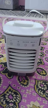 مبردة هواء  محمولة صغيرة تعمل بالماء والثلج السعر 20 للاتصال أو المراس...