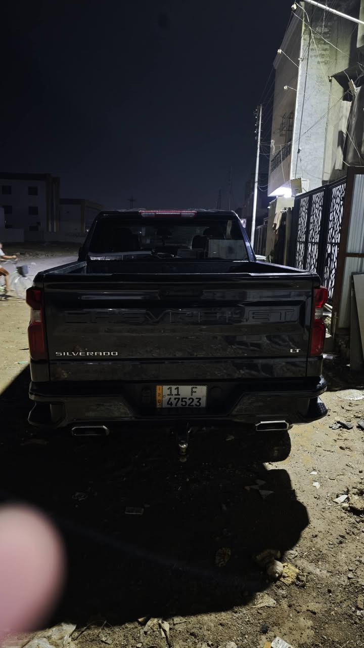 سلام عليكم  للبيع شوفر ليت سلفرادو 2024 Z71 LT كير طرح شاشه جبيره داخله كتاب شهداء رقم بغداد رقم الهاتف***********
