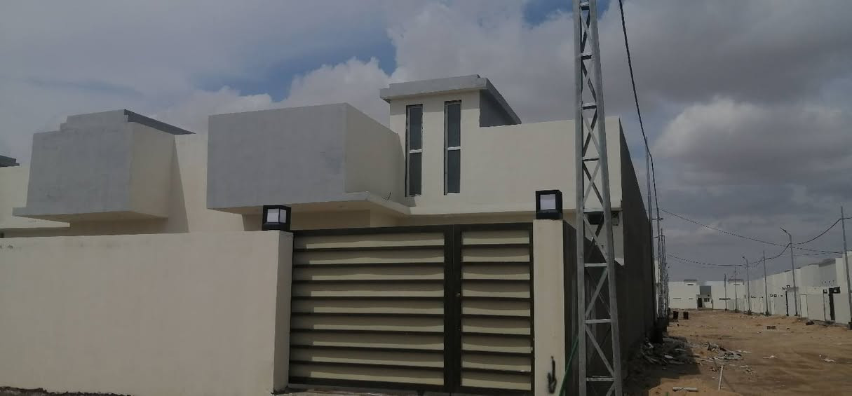 دار للبيع في مجمع ابو تراب السكني مرحلة ثالثه جاهز للسكن ٢٠٠ متر طابق واحد مساحه البناء ١٤٣موقع الدار ركن على شارع ١٢ يباع نقد بسعر مناسب جداً للاستفسار اكثر الاتصال على الارقام التاليه *********** *********** او زيارة #مكتب كاظم الكعبي داخل مدينة ابو تراب السكني
