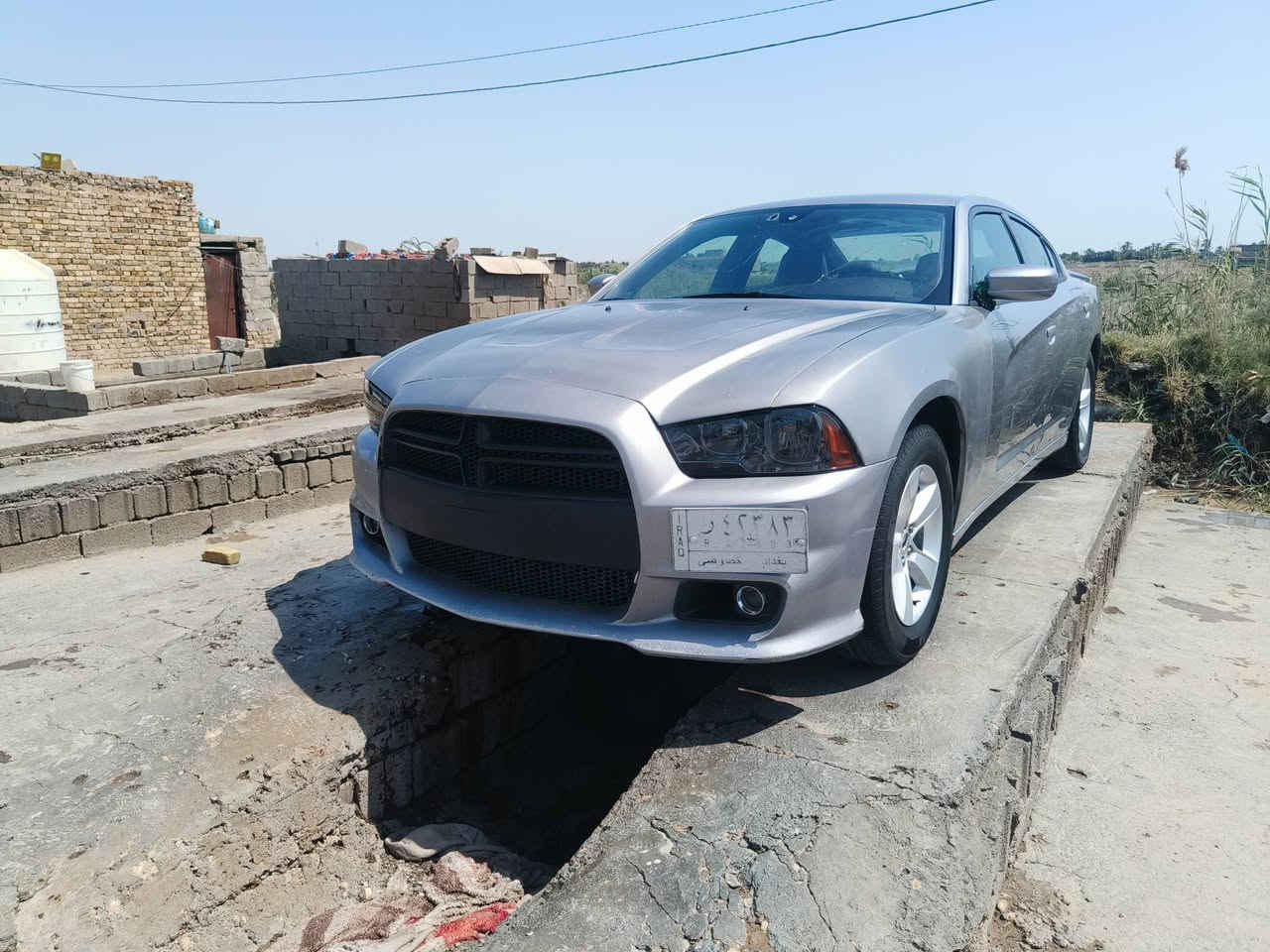 شارجر موديل 2014 سياره جاهزه كير محرك حداديه الخلفيه فوك الموديل وره  كير جديد صار سبوع من شاده طياره كشن كهربائي شاشه كبيره شفتات  سياره جاهزه تايرات جديده  سعره 140 $ الي حاب يتواصل واتساب ***********
