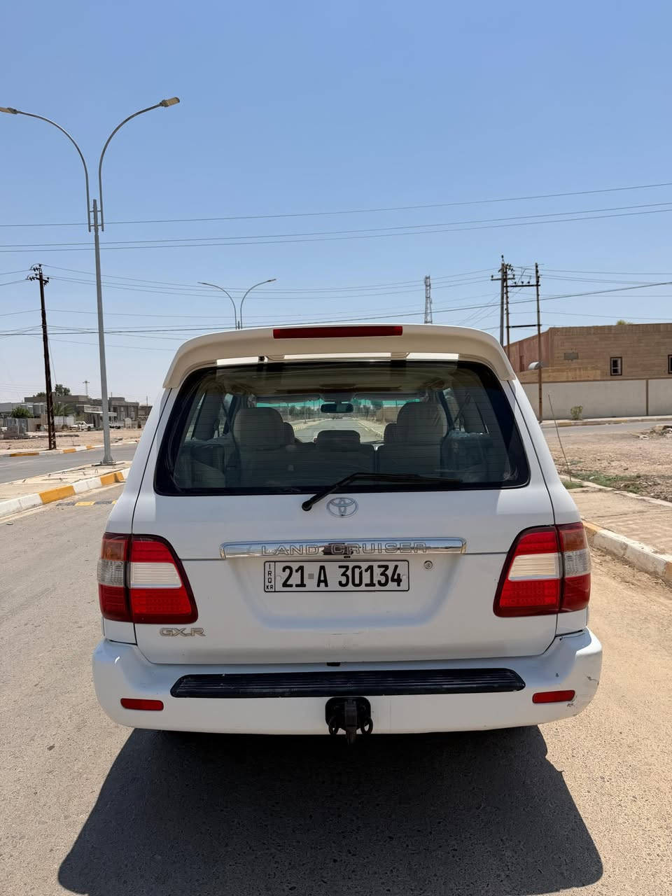 للبيع لاندكروزر موديل 2002 رقم سليمانيه مواصفات GXR فول مواصفات سياره خليجي بدون ضرر مكفوله محرك كير بشرط سياره كلش نضيفه مكان سياره بدوز وشراي يتصل على الرقم ***********
