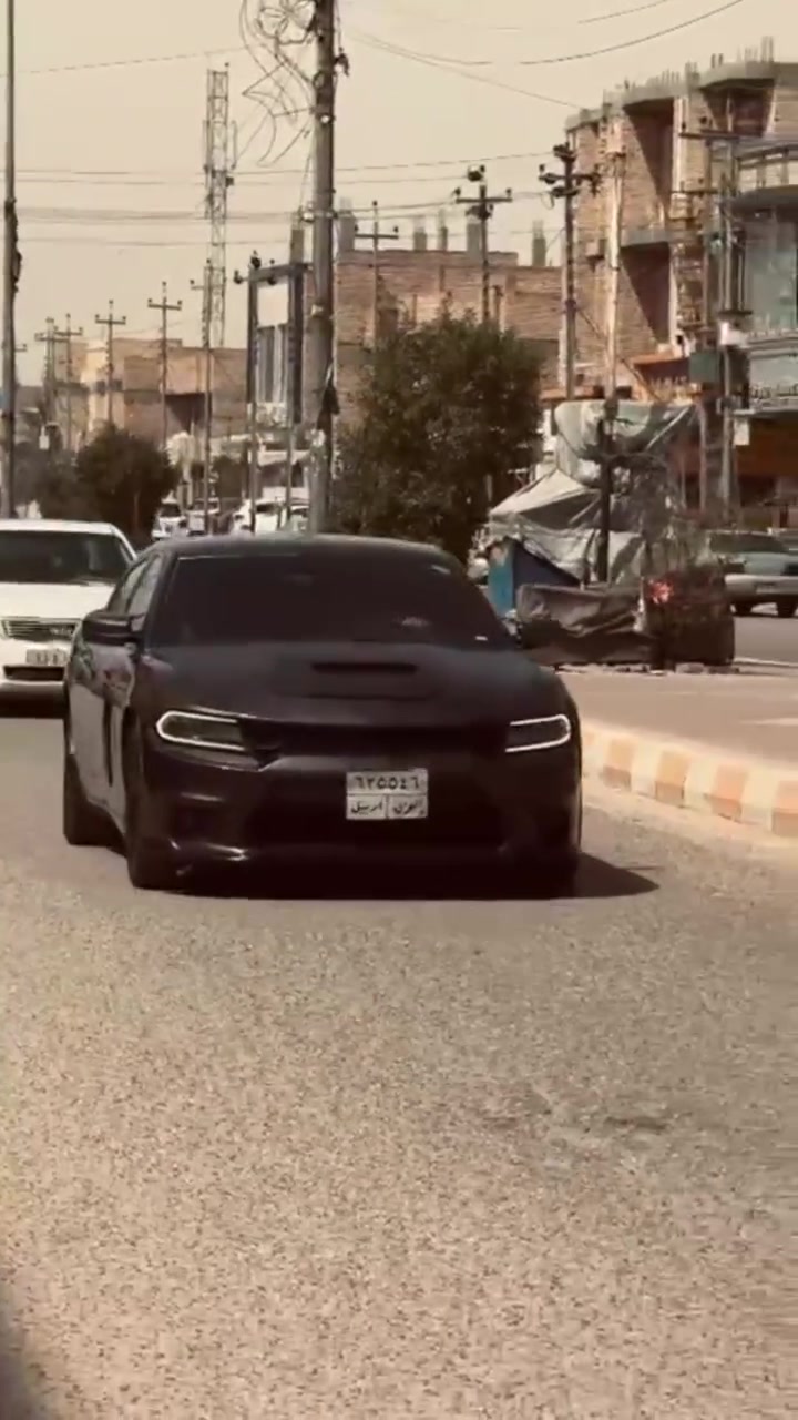 السلام عليكم
:معـرض المصطفـى 
دوج جارجر 2018 💎
مواصفات فولل الفول /تشغيل عن بعد حساسات كامرة خلفيه نضام سبورت  شاشة جبيرة تدفئة كشنات كنشات حضن تحكم ستيرن شفتات ستيرن هيتر مري كشن كهرباء لايتات وبلوجكترات زنون بعد بيها هواي مواصفات حلوه 🩶
العنوان/ذي قار قضاء النصر 
الاتصال ***********📞
