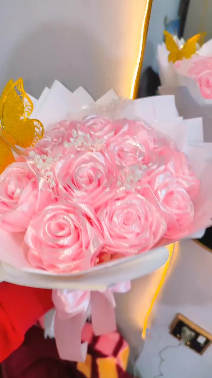 شغلي بوكيهات ورد دائم حسب الطلب كل المنشور بعشره و١٢ والكبار كلش ب١٥♥️
مع التغليف والكارت😍♥️


**إذا كنت صاحب هذا الإعلان وتريد حذفه لأي سبب، رجاءا أرسل رسالة إلى الدعم الفني**