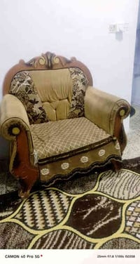 كنب ١٠مقاعد • نظيف • زويريجات الجمعيه