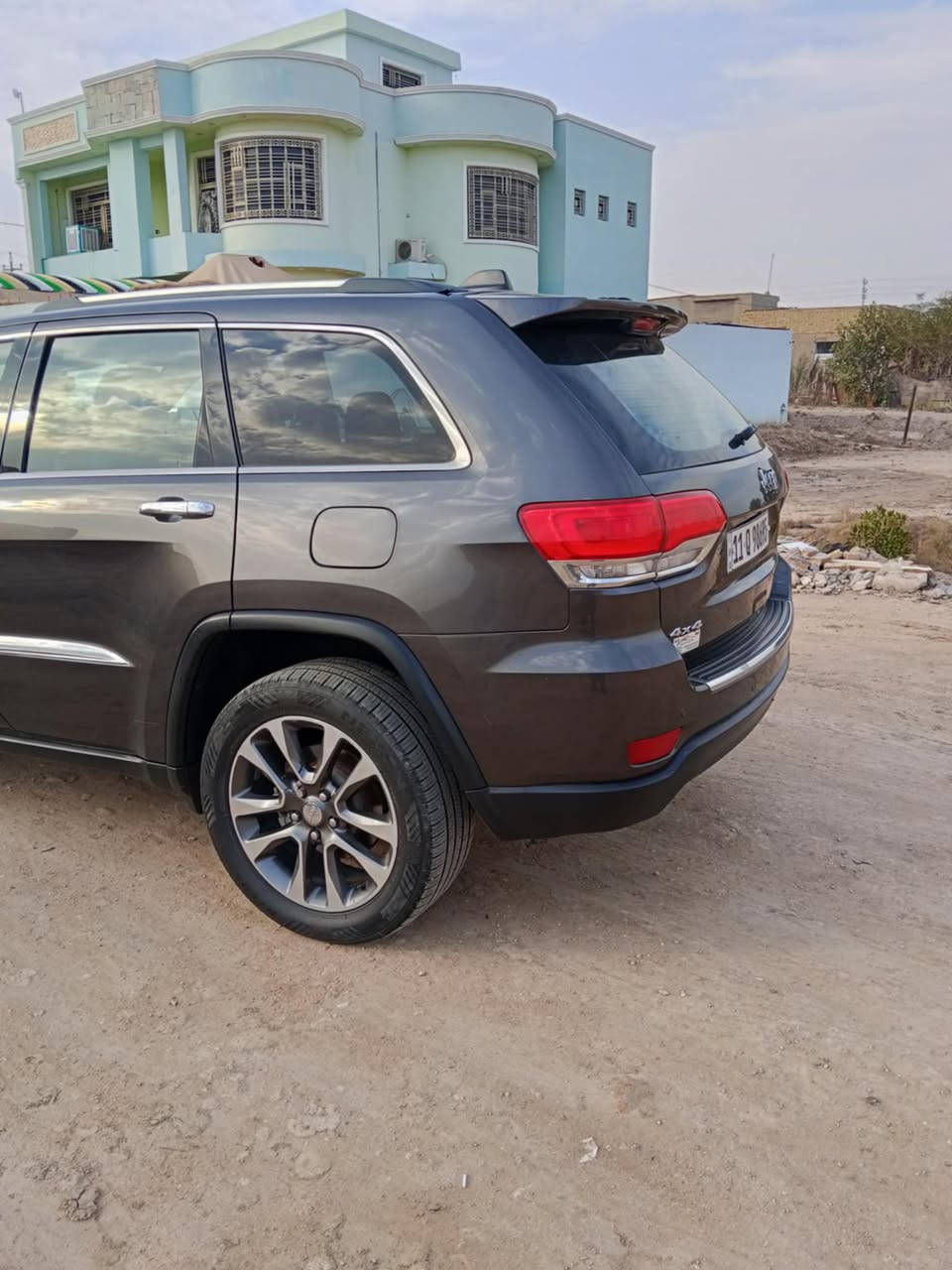 السلام عليكم جيب للبيع 2018 رقم بغداد مداور ثاني يوم وارد امريكي مكينه كير حداديه تبريد تدفئه مكفول للستفسار اتصل ‭٠٧٧٣ ٥٣٨ ٢٨٤٤‬اني مكلف بلنشر
