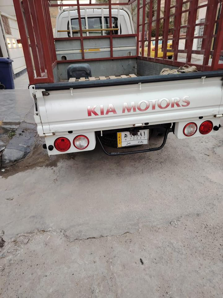 كيا بنكو مديل2018 رقم بغداد الماني مشروع وطني إنكليزي سنويه2028  كير محرك اكسن شاصي رقم شاصي كفاله تبريد ثلج تخم تاير جديد حداده جديده كهربائيات كلهة شغاله السياره بلاديه ع وضع الشركه 
السعر127ورقه وبيه مجال العنوان بغداد الدوره
الهاتف ‭0774 978 1121‬
