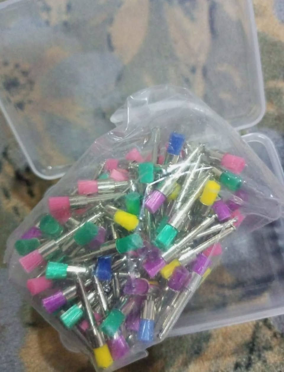 مجموعة أجهزة وأدوات طبية
للتواصل ***********
