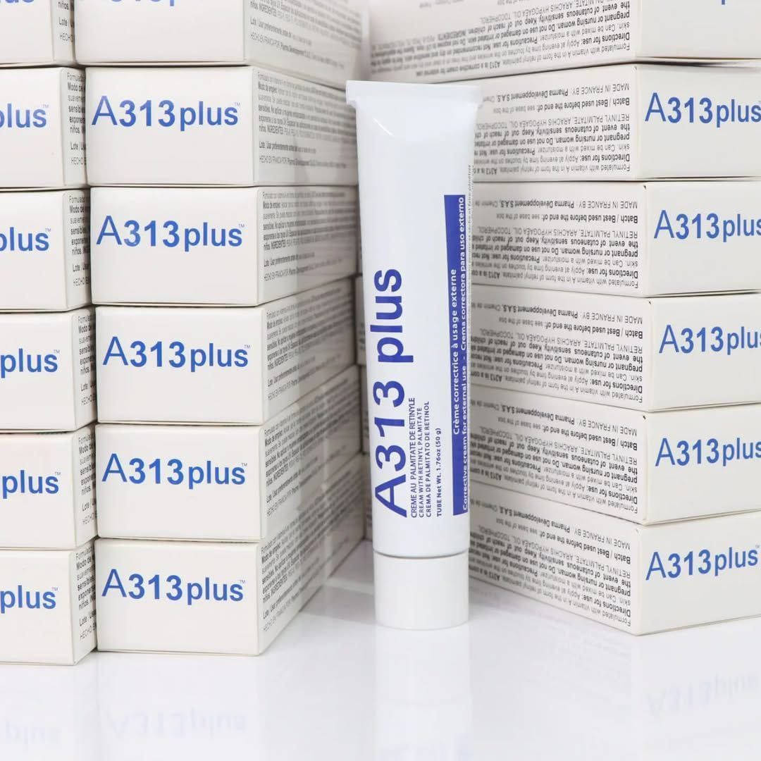 🔥 المنتج الأكثر طلباً واللي البنات دايماً يسألن عنه! بديل الحقن للنضارة الفورية 💉✨لو بشرتچ تعبانة، باهتة أو بيها تصبغات…
الحل وصل 🤍

🌟 عصارة A313 ريتينول الفرنسية 🇫🇷A313 Crème au Palmitate de Rétinyle
أقوى علاج لتجديد خلايا البشرة وإرجاع شبابها ✨💊 كريم فيتامين A ، كريم فرنسي شهير للعناية بالبشرة يحتوي على مشتقات فيتامين A (الريتينول): يساعد في تقليل التجاعيد والخطوط الدقيقة. ويعزز تجديد الخلايا ويحفز إنتاج الكولاجين. ويستخدم لتوحيد لون البشرة وإعطائها النضارة والإشراقة. يجب استخدامه ليلاً بكمية قليلة جداً، ويفضل مع كريم مرطب. غير مناسب للاستعمال مع الشمس مباشرة، ويفضل استخدام واقي شمس نهاراً

يوصي بيه أطباء الجلد لعلاج:
✅ التجاعيد والخطوط الدقيقة
✅ التصبغات والكلف
✅ آثار الشمس
✅ حب الشباب
✅ تهيّج وإجهاد البشرة
💎 شنو فايدته؟
🔹 يحفّز إنتاج الكولاجين
🔹 يسرّع تجديد خلايا الجلد
🔹 ينظّف المسامات ويقلل حجمها
🔹 يخلي البشرة صافية، مشدودة ولمعتها صحية ✨
💥 النتيجة؟نضارة فورية ✨بشرة ناعمة ومشرقة وجه يلمع بدون حقن، بدون فلتر 😍
📍 ملاحظة مهمة:
❌ ممنوع استخدامه للحامل أو المرضع

🚘يوجد خدمة توصيل لجميع محافظات العراق  🚘


**إذا كنت صاحب هذا الإعلان وتريد حذفه لأي سبب، رجاءا أرسل رسالة إلى الدعم الفني**