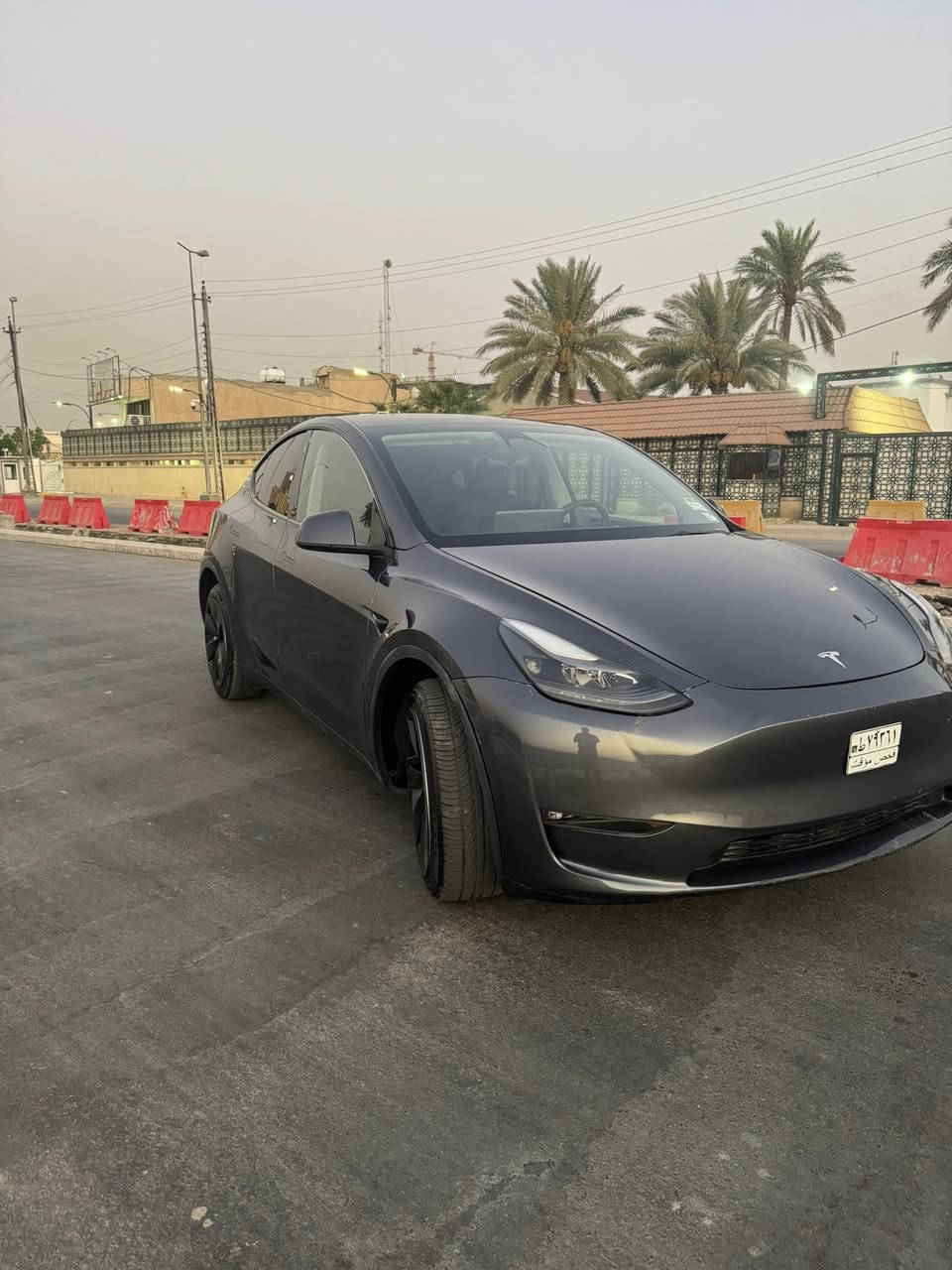 السلام عليكم
تسلا موديل y 2023

لونك رينج دبل ماطور

اون لاين 

ماشي ٤٠

داخل اسود

تخم تاير جديد

صدر امامي جديد

تترقم بغداد او باقي المحافظات الجنوبية بدون صبغ بدون تبديل بدون بارد

مواصفات معروفة

صور الحادث ناشرها

سعر 235 وبي مجال

***********
