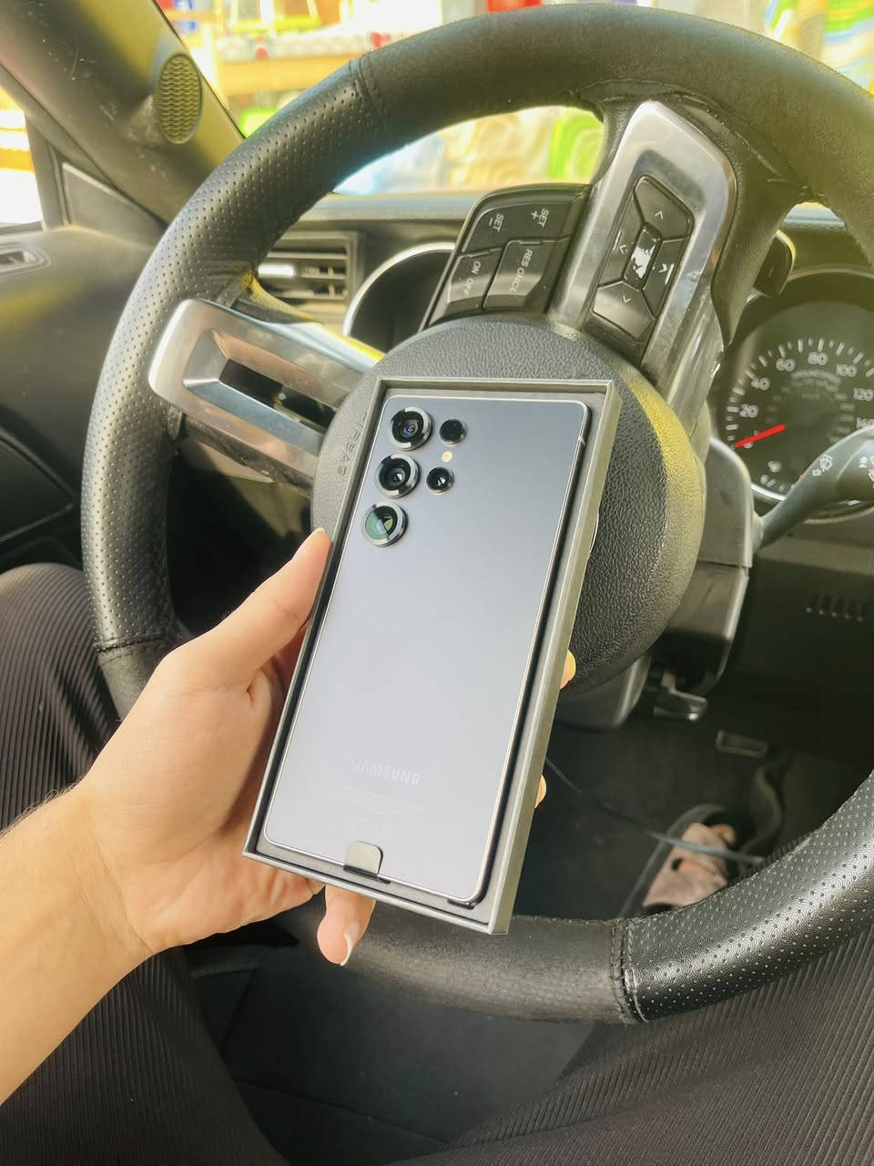 (S25 ultra.).               للبيع وكاله ضمان شاشه  مستخدم اقل من شهر بدون اي خدش نضافه 100‎%‎  ***********
