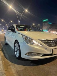 وبيها صبغ شبه احزام السونار موجود جوه السياره جاهز   مكينه كير تبريد ث...