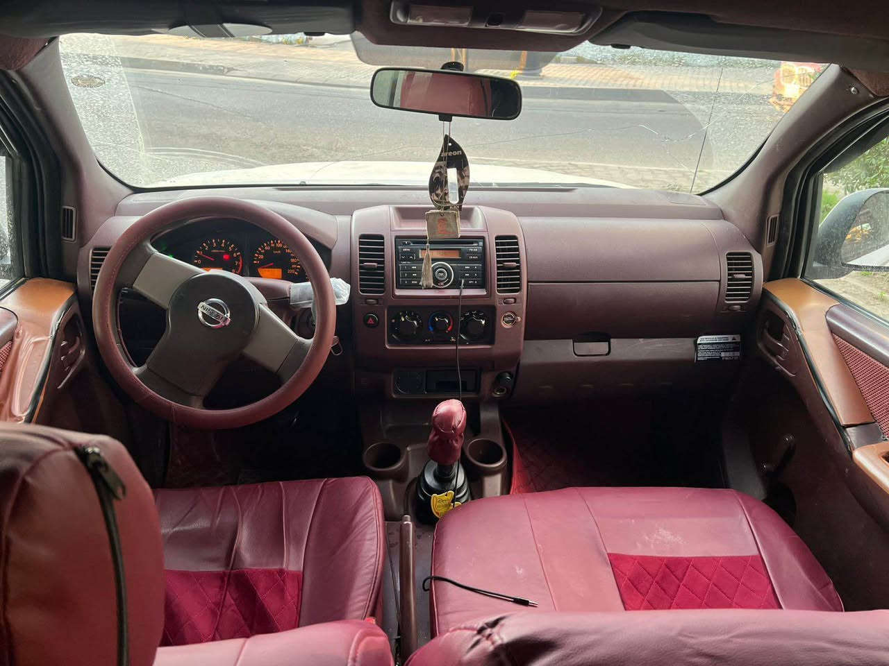 سيارة نافارا موديل 2008 گير عادي5قطع صبغ بدون دواخل ابيع حيزام كير ميكن شرط تاخم صدر ورا جديد سيار شرط تحويل تبريت شغال كاربيات كول شغال 4تايارت جديدسعر 69بي مجال عيوان كركوك 
*********** كركوك, العراق
