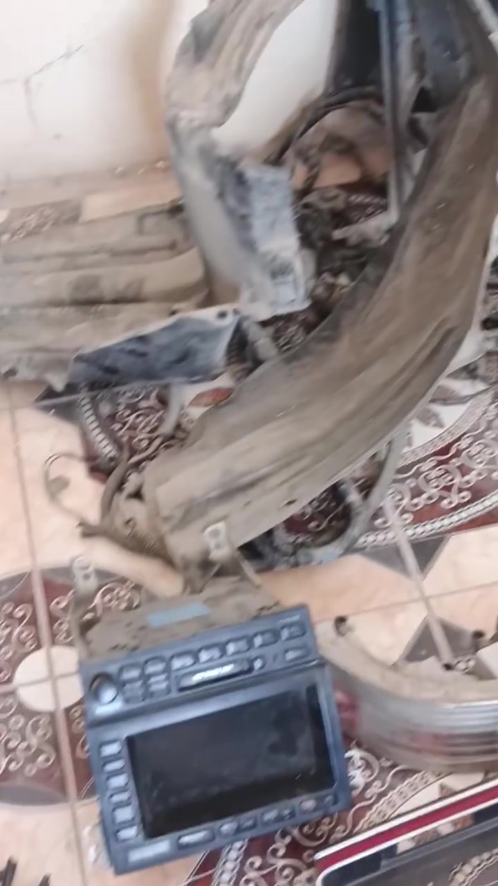 سلام عليكم
غراض رأس ثور لبيع 
مكان نجف مكرمه شارع طاقه
رقم ***********

