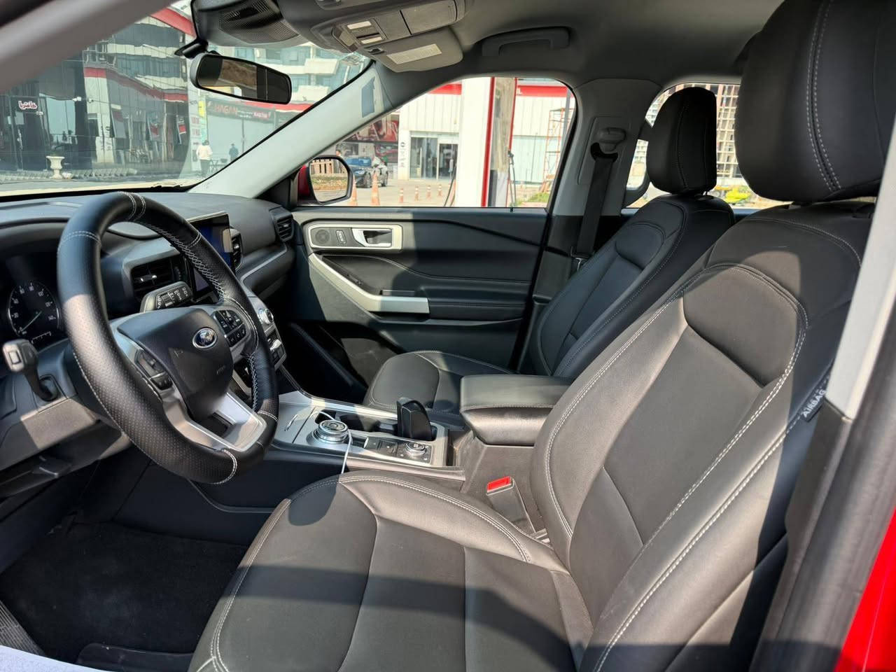 Ford Explorer XLT 2023 4WD
السيارة نظيفة جدا مابيها اي نقص شغل واطلع 
ماشية  30 الف ميل 
مرقمة أربيل رقم جديد بإسمي
سنوية جديدة صالحة لغاية 2030
هزة لحد شهر 9 - 2026
الضرر مثل ماوضح بالصور جاملغ ايمن مصبوغ وبابين مبدلات بالشركة نفس اللون يعني يعتبر قطعة وحده 
بدون ايرباك سليم
شرط الفحص
 بچم كبس بدون ايرباك
رقم الشاصي موجود 
2300 تيربو محرك  
كشن كهربائي 
تدفئة بالكراسي 
بصمة ابواب 
انظمة قيادة 
حساسات امامي خلفي
كاميرا خلفية 
نظام اشعار الاصطدام 
 اطفاء ذاتي
اوتو هولد
مانع انزلاق
فول تحكم ستيرن جهتين
شاشة تدعم Car Play و Auto Android 

العنوان اربيل المربع الذهبي 

السعر : 225$ ورقة وبيها مجال للجادين 

  رقـــم صـاحــب الـســيــارة

‏‭0782 299 7133
