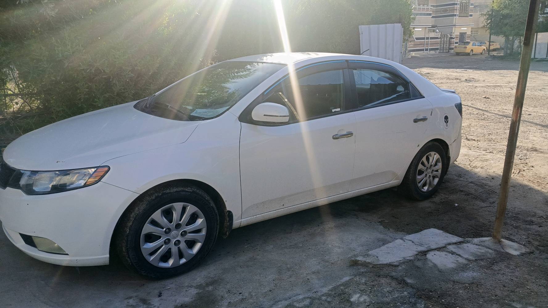 كيا فورتي موديل 2012 محرك 2000تحكم ستيرن اشاير مري حادثها جنطه صدر جديد تاير رقم بغداد مكاني بغداد