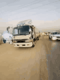 السلام عليكم هينو طيره للبيع موديل 95 6:15 بلادي مكينه 70 عادي تخم تاير السياره جديده خير من الله رقم دولي سنويه لل 30 مجدده ***********
