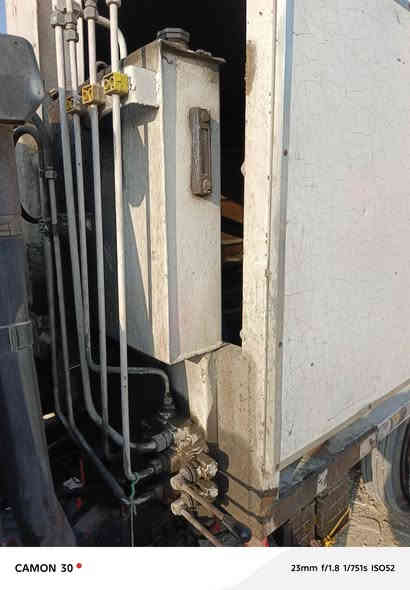 بدي 2 طن كامل من هودرليك وجكات والبدي جديد منضومة كاملة السعر 18ورقة بغداد  الرقم***********
