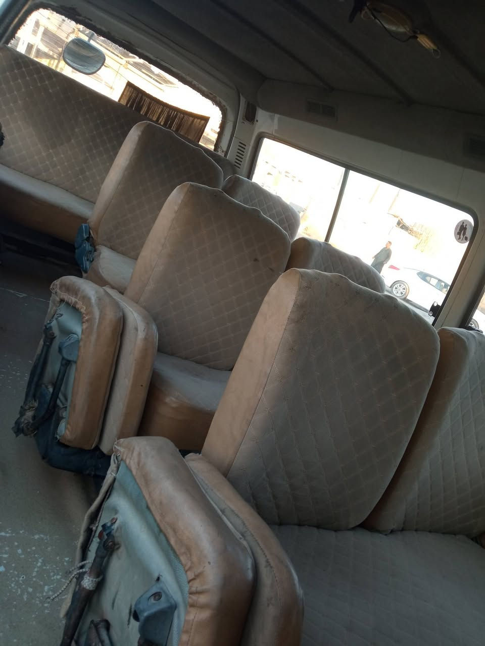 سلام عليكم فتون 2009للبيع ***********
