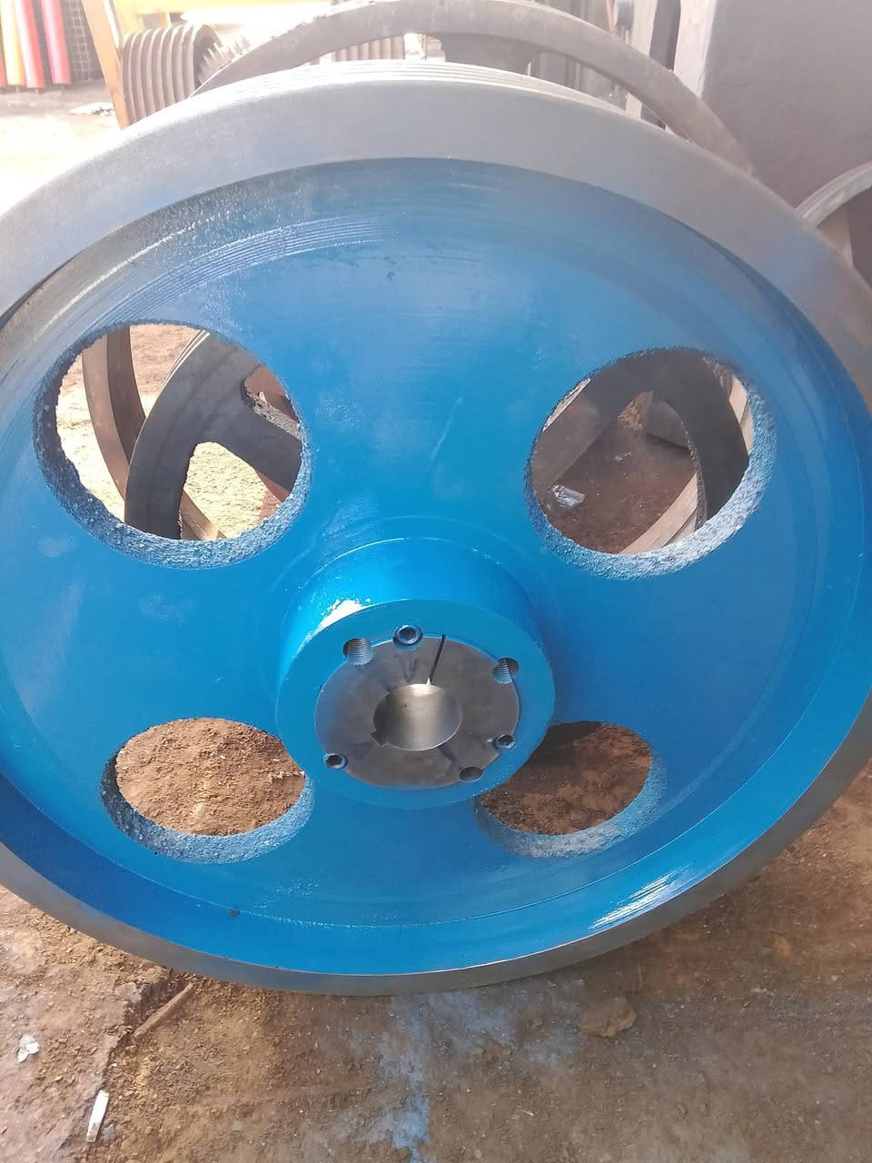 الحاج عوده لي كافة البوليات والبراوين بي اداره اسامه,***********او***********
