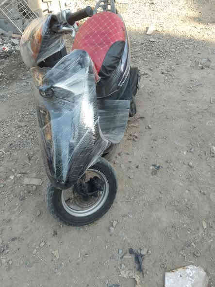 دراجه عصفوريه سرعه 60 تشتغل هندر نقص باتري مكينه نضيفه كهربائياتهه شغاله سعر 175 بيه مجال قليل مكاني بغداد مدينه الصدر شراي يتصل ***********
