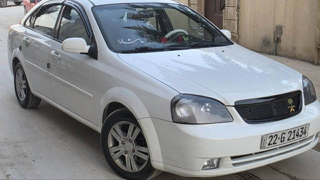 اوبترا 2011
سنوية وهزه كلو جديد 
محرك كير بشرط 
كوبون 
كير اوتماتيك 
***********
