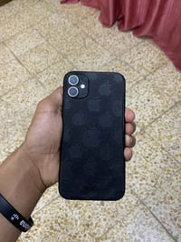 آيفون ١١ • ذاكرة ١٢٨ • شاشة مبدلة