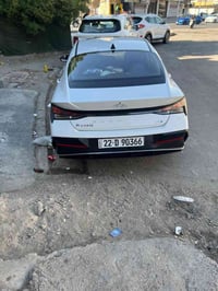 النترا موديل 24 رقم شمالي كامل المواصفات  السعر 130$ مكاني بغداد 07712...