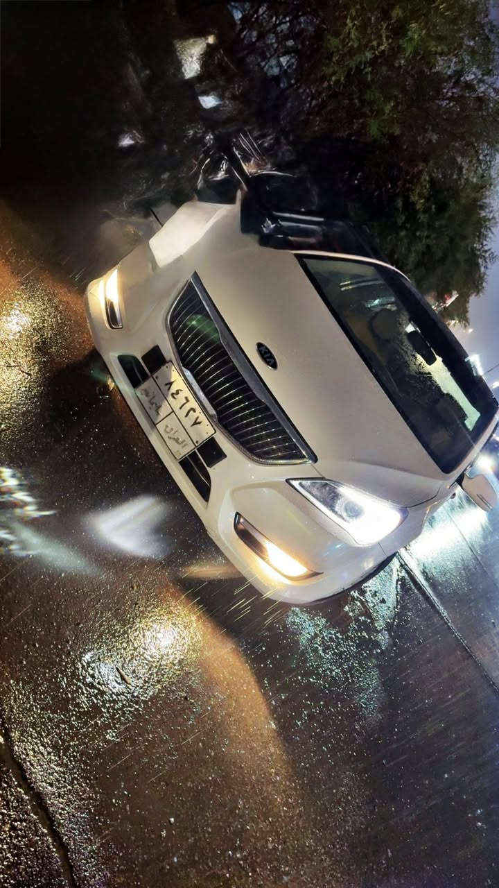 سلام عليكم  بيع سريع سعر مناسب 
كيا كادنزا موديل 2011 ابيض لؤلؤي
خليجي مكينه  مكفوله 
دوش حجم 3.500  
فول مواصفات  
تبريد منضومه جديده ثلج 
تدفئه شغاله 
برده  خلفيه كهرباء 
بصمه ابواب وتشغيل 
كشنات جلد + كهرباء  
بانوراما طكتين 
شاشه تاب كامره 
سستم صوت 
كل مواصفاتها واوبشناتها شغاله 
ملاحضاتها 
الكير بي 3 اذنات كايمه  لازم تبديل  اذاين 
بالوقت الحالي تمشي طبيعي  
الصدر 80‎%‎ 
رقم سليمانيه تحويل مباشر  
عليها غرامه 400 الف تنزل من السعر 
شواصي لغود تكم حوض كفاله 
فقط ضررجاملغ خلفي وره سايق معمر 
بيها رشات صبغ ماعرف ياهيه ابيع حزام مكانها العامريه بيع نقد فقط السعر 84 قفل 
***********
