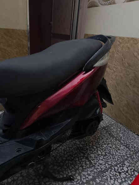 ثعلب للبيع مكينه 58.5 دراجه ناعمه وخير من الله سلف رياضي كت كلجات جديد زنون اصلي +زنون بومه سكن ريمونت دبل اشارة حساسات بريك +بريكات كله جاهزه +كفرات لون دم الغزال شذرة واضحه  والدراجه جاهزة بأي وقت السعر 650 رقمي *********** بغداد
