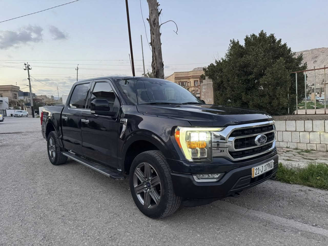 فورد F150 موديل ٢٠٢٢
مكينه توربو
فور ويل
شاشه جبيره
لون: نيلي
رقم سليمانيه 
صبغ فقط باب و جامرلغ عكس سايق 
بجم كبس 
٦٥ الف ماشيه 
سياره حلوه و جديده 
***********
مكان : سليمانيه
