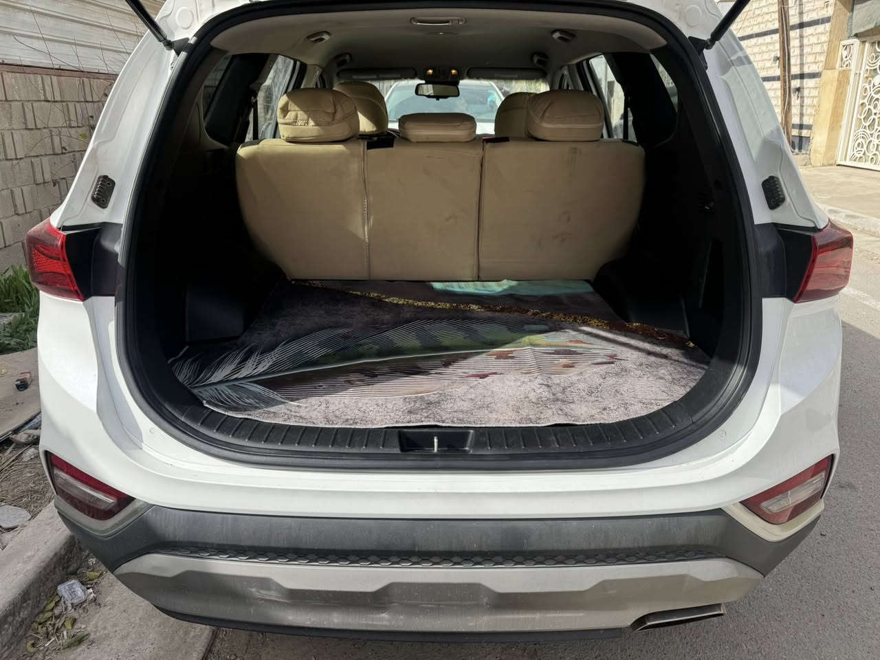 سنتافيا  فول الفول لمتد نظام الدفع الرباعي الحديثHtrac

مواصفات 

موديل 2020

ماشيه 87 فقط

ايرباك بردة 

رقم اربيل إنكليزي الجديد بأسمنا

المواصفات

شاشه  

 كامرة  خلفي 

اشاير كامره

4 ويل دفع رباعي

رادارات امامي خلفي جانبي

 4 وضعيات قيادة هاند بريك بصمة

كشن كهرباء
كشن  تدفئة 
بصمه تشغيل و ابواب 

فول تحكم ستيرن 

تبريد قطعتين 

لد نهاري

اشارة ترحيب وتفتح عند الاقتراب

محرك 2400

السعر 175 $ مجال بسيط

 وحادثها حادث السيارة نص جاملغ ونص من البنيد بدون دواخل

مكان السياره  بغداد /المنصور
للاستفسار والتواصل على الرقم ***********واتس اب موجود غير متواجد على الفيس وشكراً لادارة الكروب
