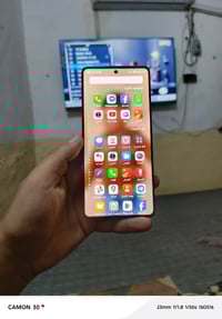 تكنو كامو 20 بريمير • ٥١٢ • نجف