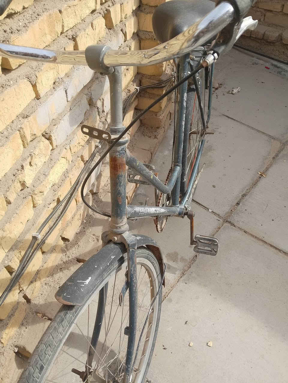 بايسكل بناتي حجم27  ب35وبي مجال رادلة ترتيبات  بسيطة


**إذا كنت صاحب هذا الإعلان وتريد حذفه لأي سبب، رجاءا أرسل رسالة إلى الدعم الفني**