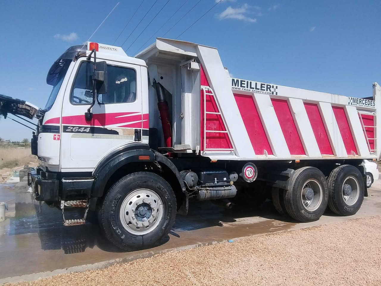 سلام وعليكم للبيع كرواتيه 2002مجموعه جي اف ام القيطان مكينه 44 كير 210 فافون  شاصي مكفول سياره مكفوله كفاله عامه من كلشي الاستفسار اكثر الاتصال عل الرقم ***********  ***********
