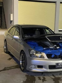 سەرەتا بەناوی خوا 184 مووس  ٣ دوگمە  ٢ پارچە بۆیاخ سەیارەیەكی پاكوو بێ...