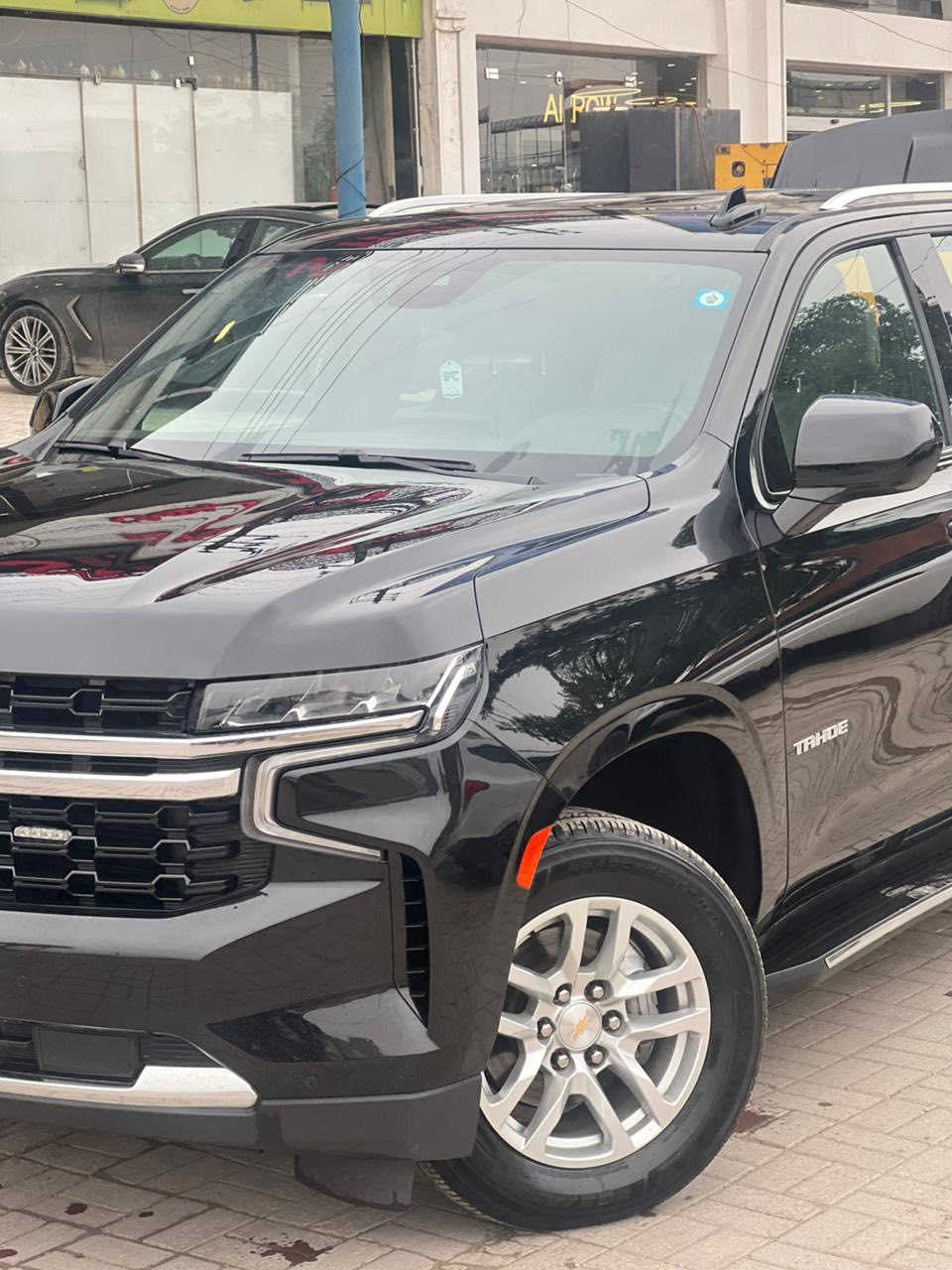 تاهو Ls 2023 وكاله المنصور 
ماشيه 40 الف 
كفاله من الصبغ 
ثلاجه 

مكاني بغداد المنصور 
***********
السعر 43،800
