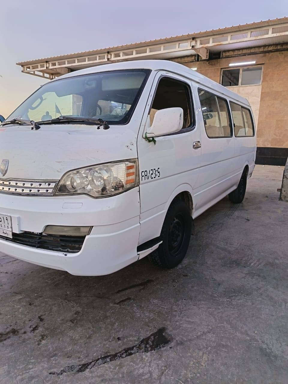 سلام عليكم اجنبي 14 اللبيع راقم واسط حره مصفره هيه وضريبه وغرامات محرك كير كسن مكفول كشر كفاله قطرت صبغ مابيها
فقط بيها طخه بل باب سلايت باردد
جاهزه سياره علا اخر حبايه
***********

***********
