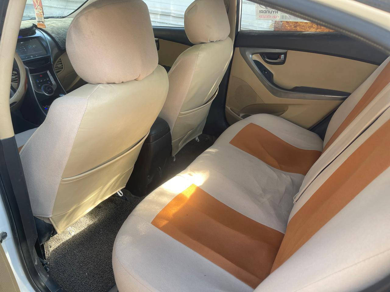 النترا خليجي
سلام عليكم 
النترا 2014 خليجي مكينه 1800 دوش
كير مكينه تبريد كفاله 
سياره كفاله عده نص جاملغ امامي صبغ
وبيها بعض التكشير ومسويهن كارت  والنترا الخليجي معروف يكشر الصبغ
سياره بسمنه السنويه لغاية 29 
منظومه تبريد جديده 
مكينه قبل كم شهر شادها مال كصه جديده
تخم تاير دواخل دوشمه بلكامل 
السياره جديده استخدام شخصي 
السعر 113 وبيها مجال بسيط 
للاستفسار ***********
