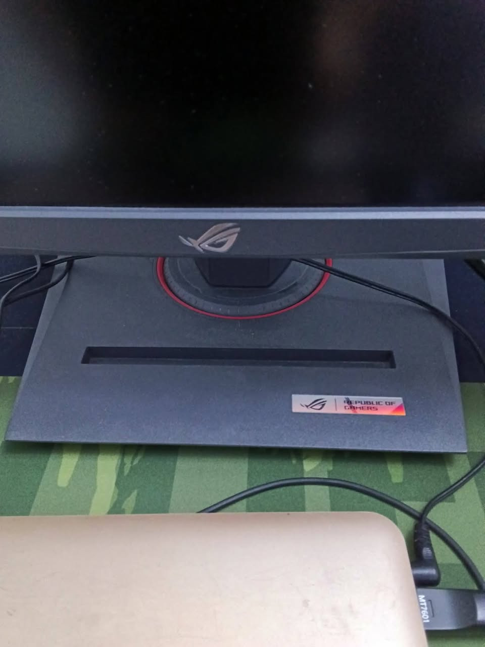 شاشة ألعاب للبيع ROG Strix XG27UCS
ملاحظة: الشاشة تدعم GSync و freeSync

4k hdr 160hz

المواصفات بالتفصيل 👇👇

ROG Strix XG27UCS USB Type-C Gaming Monitor – 27-inch 4K UHD (3840x2160), 160Hz (Above 144Hz), 1ms (GTG), Fast IPS, Extreme Low Motion Blur Sync, USB Type-C, G-Sync compatible(under processing), DisplayWidget Center, tripod socket, HDR

السعر 525 الف وبيها مجال 
التواصل ماسنجر او واتس على الرقم ***********
