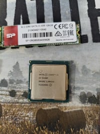 معالج جديد • ssd مستخدم قليل