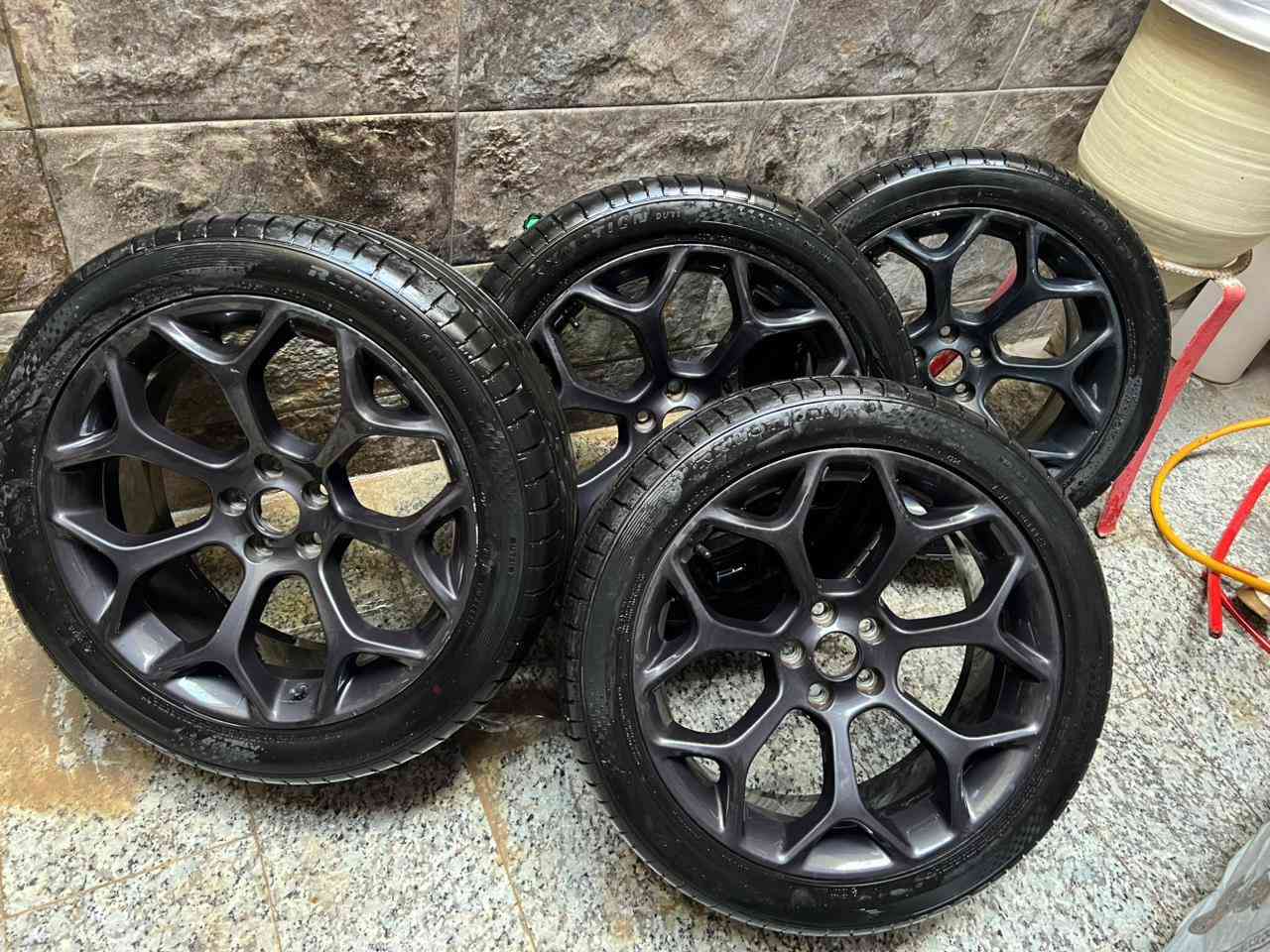 تخم ويل أوباما او جارجر حجم 20
اخو الجديد مابي لا تعديل ولا غيرها بي تخم تاير رودكس ماشي بي اقل الشهر يعني هم جديد السعر المطلوب
(900000) دينار عراقي للاستفسار الاتصال على *********** غير متواجد على الانترنت
علما ان تخم الويل تفصيخ
