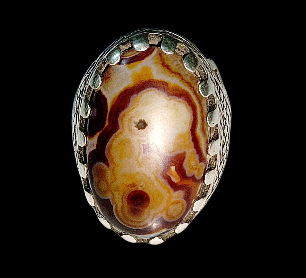 وينه اليدور تحف وانتيك وشرط الشغل ومال زماط داودي أحمر مصوررررر وادر النوادر فول الفول  وشرط الشغل تاخذة منجم 14 ليلة وبي توكيل عام وخدام وجاهز للحمل يعمل عكد لسان محبه عامة طاعة قبول جلب تسهيل امور دوائر دولة جاه وجاها صياغة يدويه قديمة فضه 925 يوجد توصيل ***********       ***********
