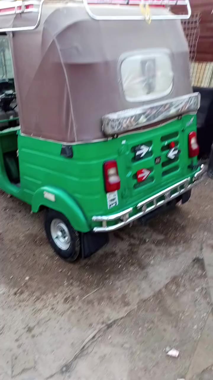 سلام عليكم تكتك 20شهر12تحويل ثاني يوم رقم انكليزي تواصل رقم ***********
