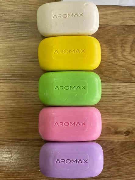 بفضل من الله 
وصول حاويه من الصابون بالوان مختلفه

1-صابون الوزن 75غ
العدد  72✅✅

2-صابون شريط 90غ ✅✅

3-صابون أور ماكس✅✅

وبأسعار مناسبه لكافه الزبائن الكرام💸💸💸

 ويوجد خدمة توصيل🚛🚛🚛

للتواصل معنا عبر البيج 📲

او ع الرقم التالي
*********** ☎️

0771348283☎️
