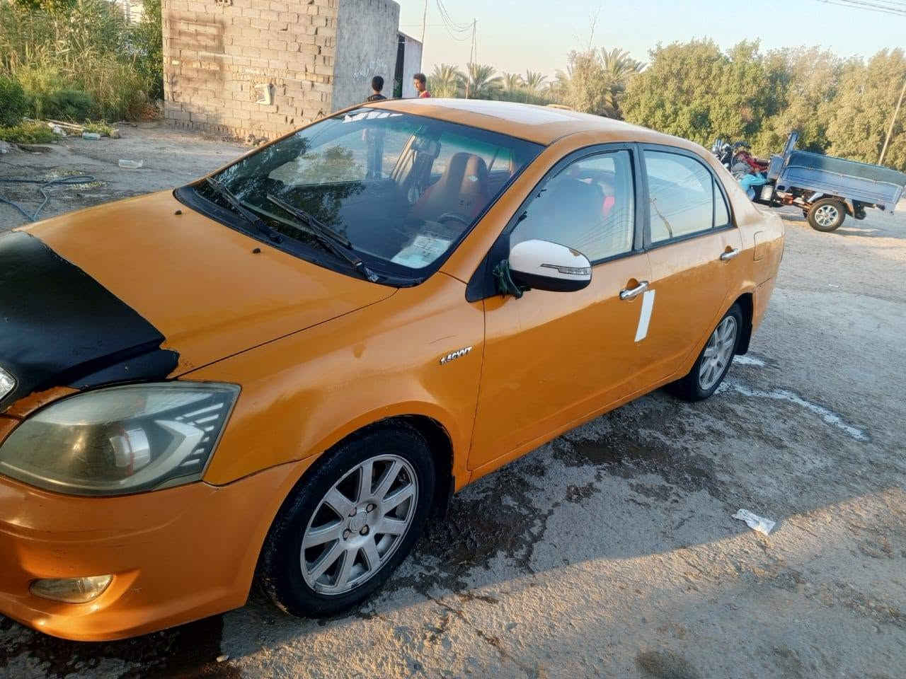 سلام عليكم جيلي موديل 13تخم تاير جديد حداديه نضيفه رقم بابل سنويه ال 27 سعر ب30 وبيهه  مجال دوانيه قضا الحمزه ***********

