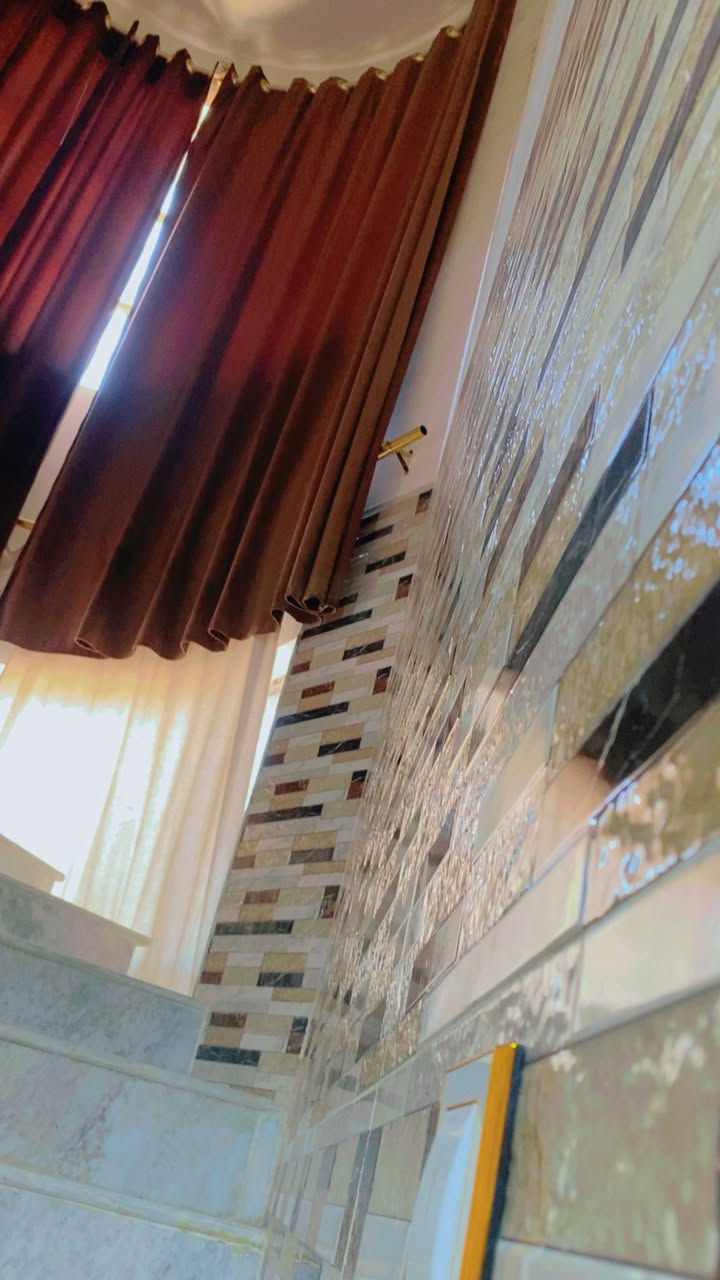 دار للبيع طابو صرف200 م مع فضله طابقين بناء جديد محيزم الثانيه قرب مدرسه زهور بابل ركن وجهين يقع على ساحه المدخل من شارع ٨٠ فرع سنتر ريحانه  للاستفسار خاص او الاتصال بالرقم 
( ‭ ‭(***********‬)

‭(0773 980 5131‬)
