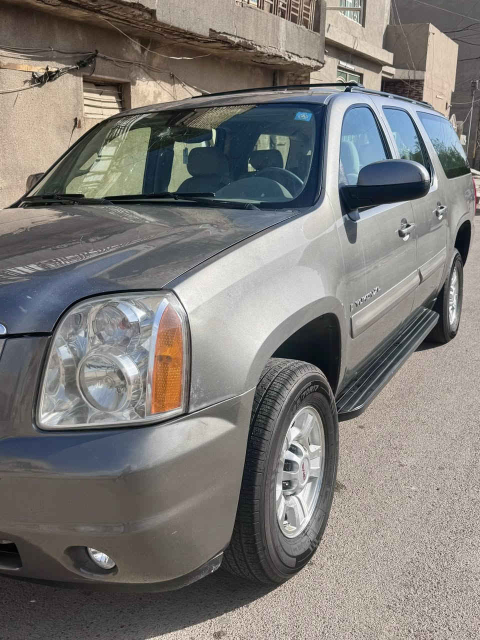 السلام عليكم
جمسي فحل 2009 كفاله عامه مصفره 
السعر 240$ وبيهه مجال ***********
